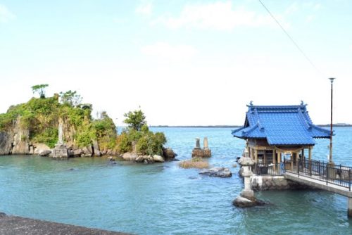 水島と龍神社