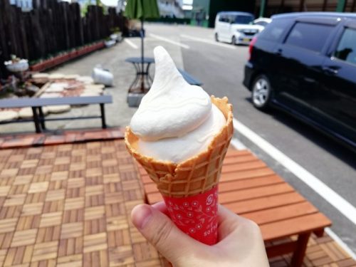 西岡養蜂園はちみつソフトクリーム