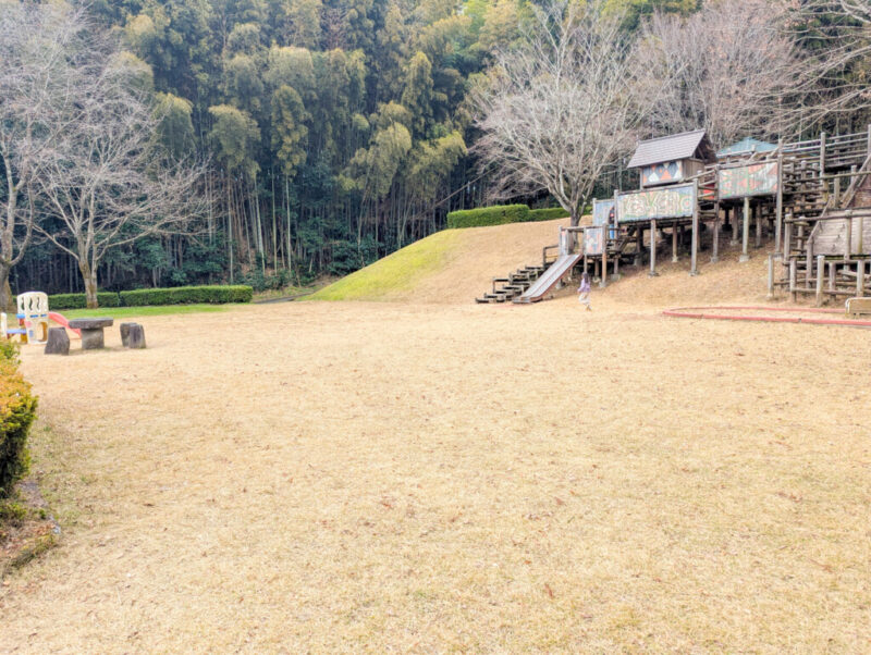 装飾古墳館アスレチック古墳公園
