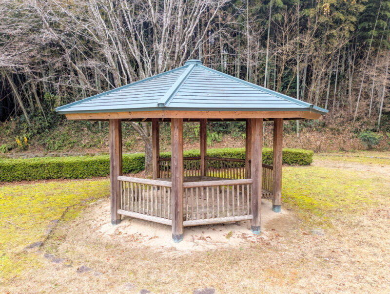 装飾古墳館アスレチック古墳公園